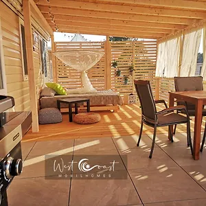 West Coast Mobilhome With Xxl Terrace Tar-Vabriga
